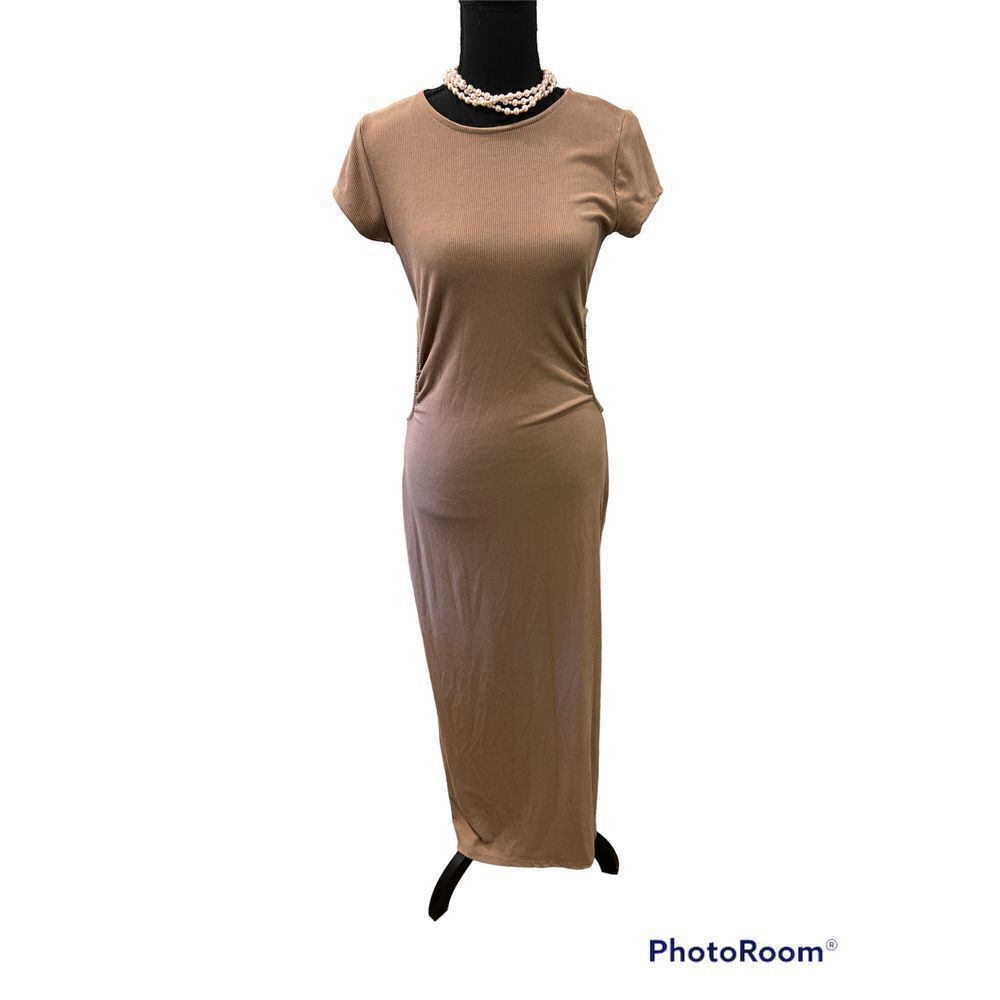 Ribbed Maxi Dress w/th Side Split by Windsor